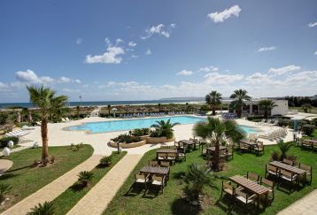 HotelNOUR CONGRESS & RESORT